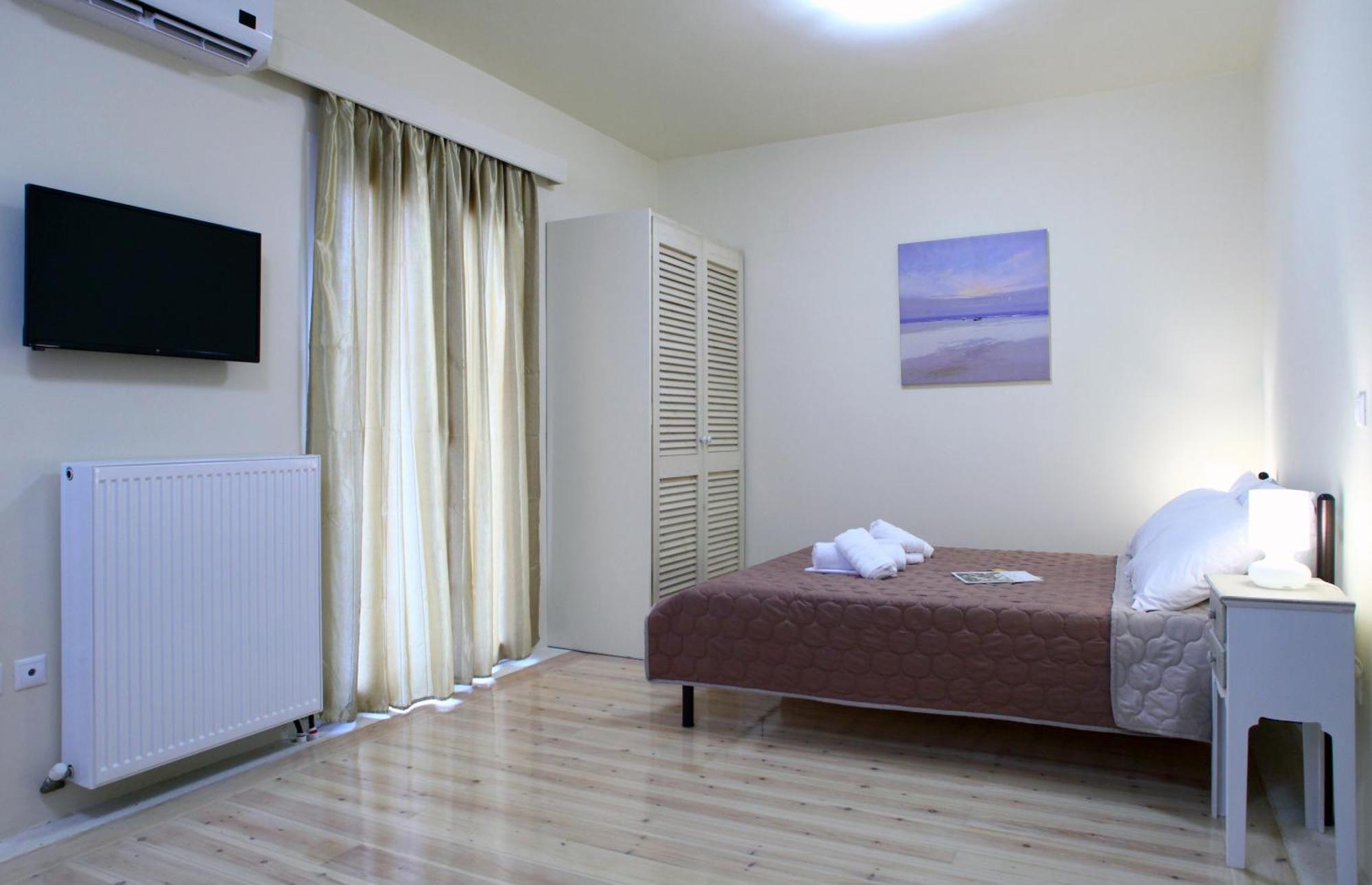 Niriides Lefkada City Quarto foto