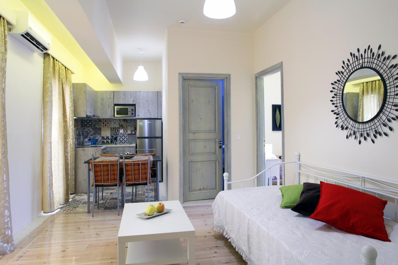 Niriides Lefkada City Exterior foto